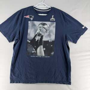 0937 XL Nike New England Patriots Super Bowl XLIX Champions T-Shirt